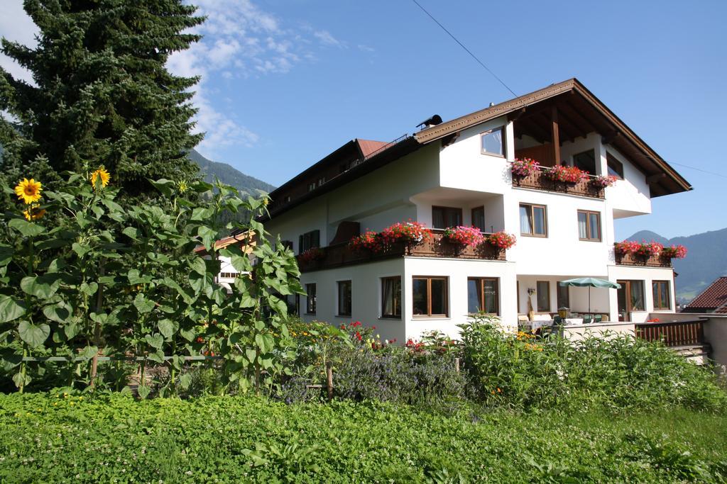 Gastehaus Treichl Hotel Fügen Exterior foto