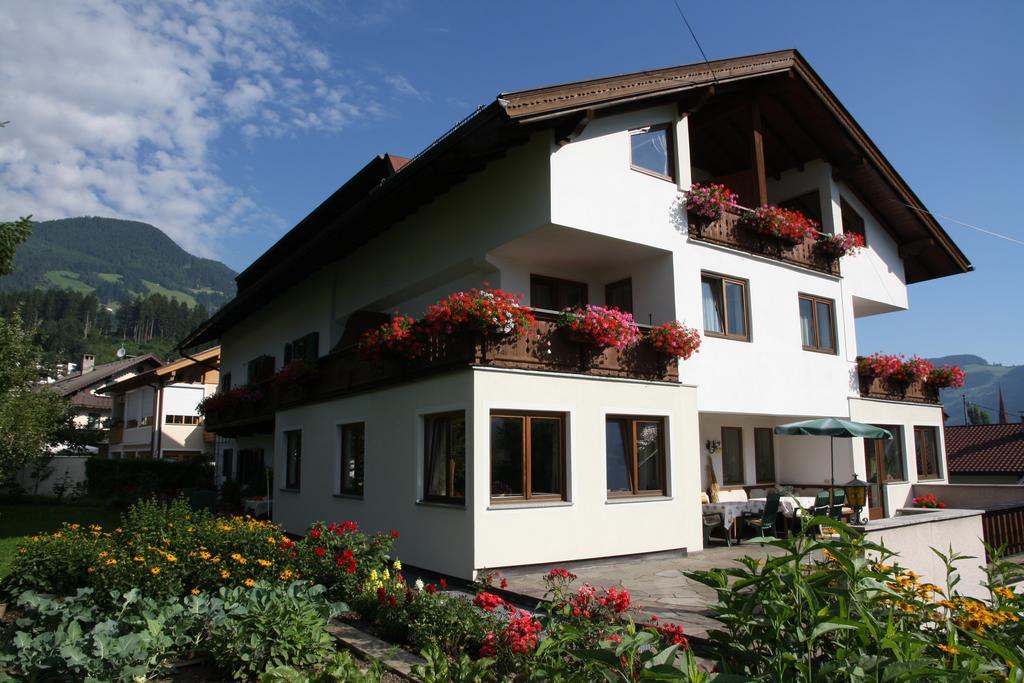 Gastehaus Treichl Hotel Fügen Exterior foto